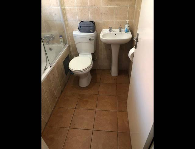 1 BEDROOM APARTMENT FOR SALE IN BOKSBURG CENTRAL